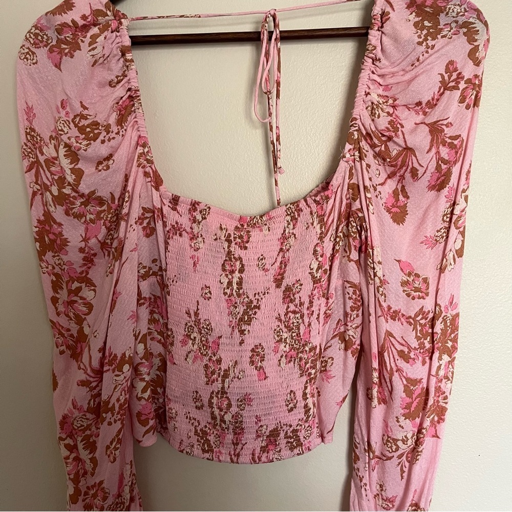 Free People Hilary Printed Top Size Small Pink Combo Smocked Back Blouse NEW - Picture 6 of 7